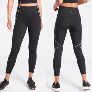 Athleta Tailwind 7/8 Tight Leggings Pants Reflective Woman’s Active Black Large